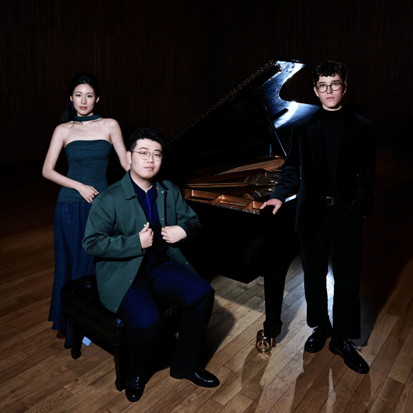 Newport Classical brings a prize-winning piano trio and a quartet playing Bad Bunny to Dearborn Street in October