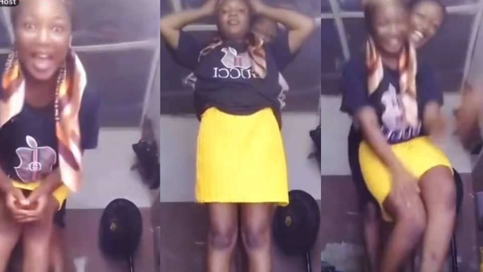 2 Girls Did This On Tiktok Live