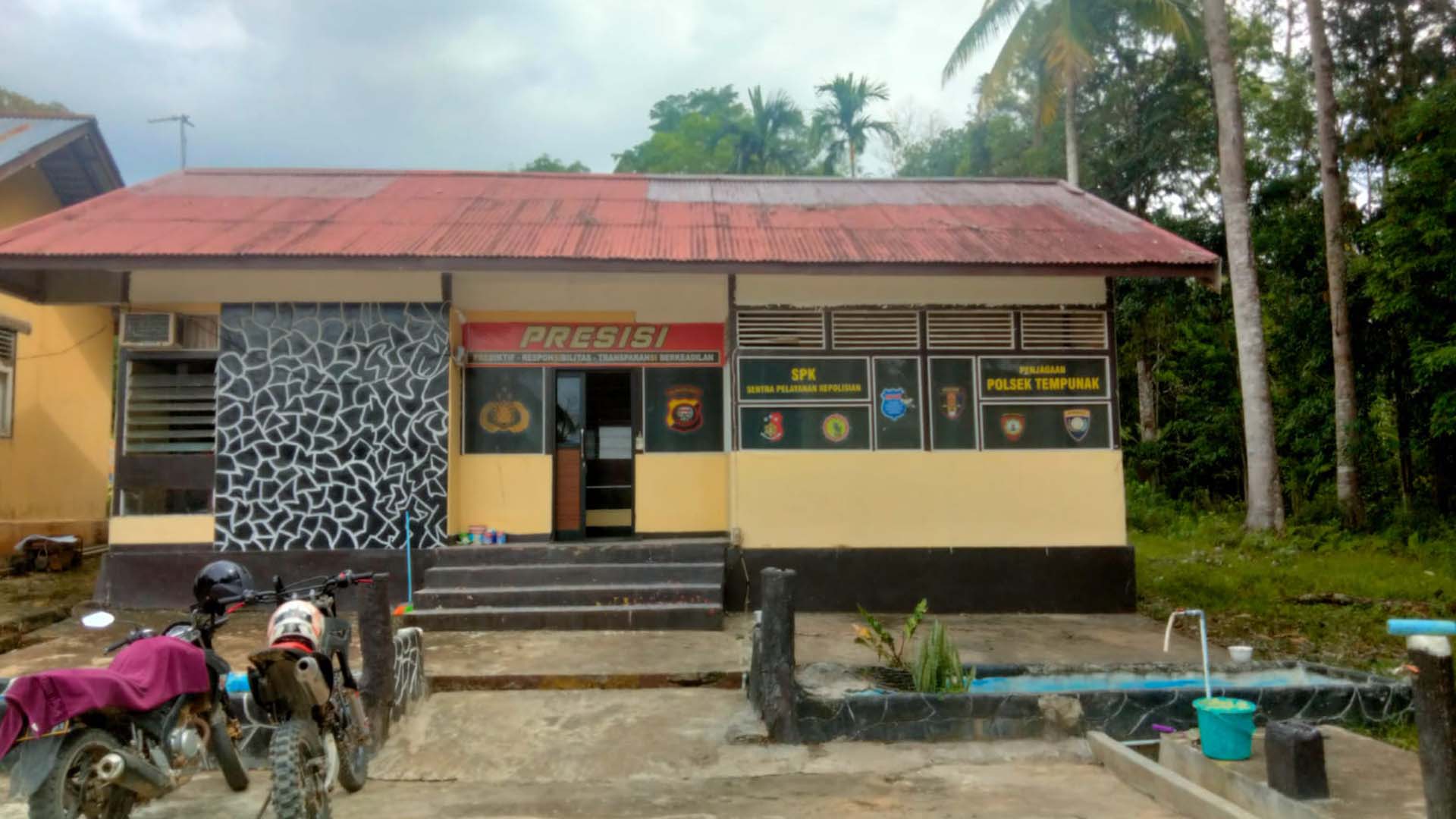 Polsek Tempunak
