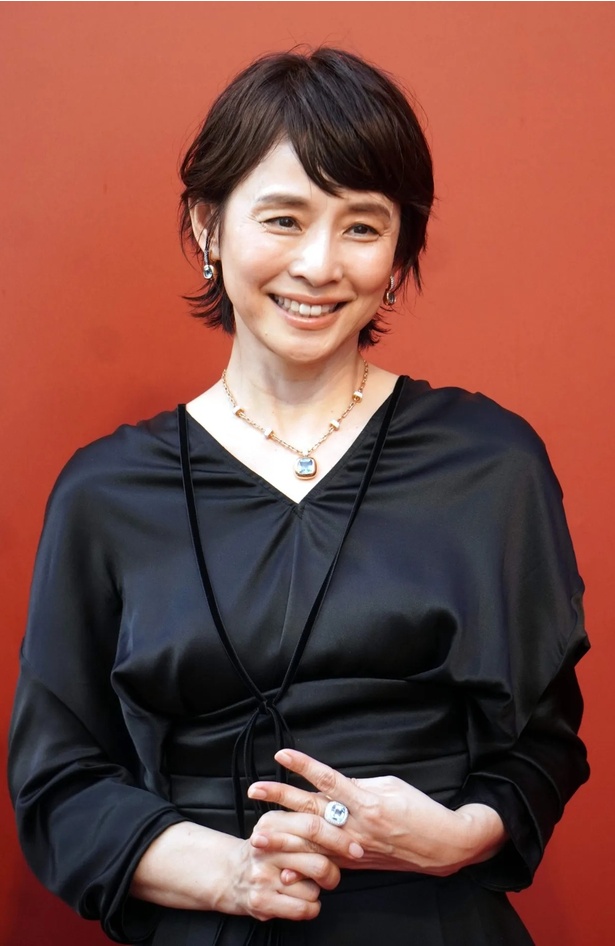 石田ゆり子、板谷由夏らと「素敵なえがお」披露…「優しいきもちでいたい」“理想の暮らし”に支持続出（webザテレビジョン）｜dメニューニュース