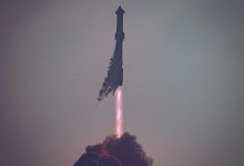Musk’s Starship explodes