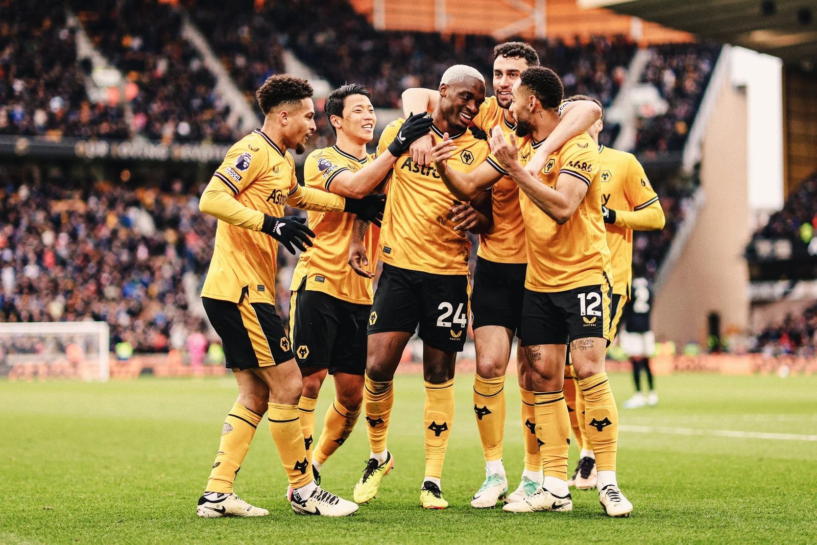 Wolves 2-1 Luton Town