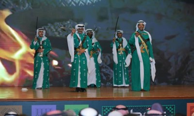 200 فنان يحتفلون بالوطن في معرض حب وولاء بجدة