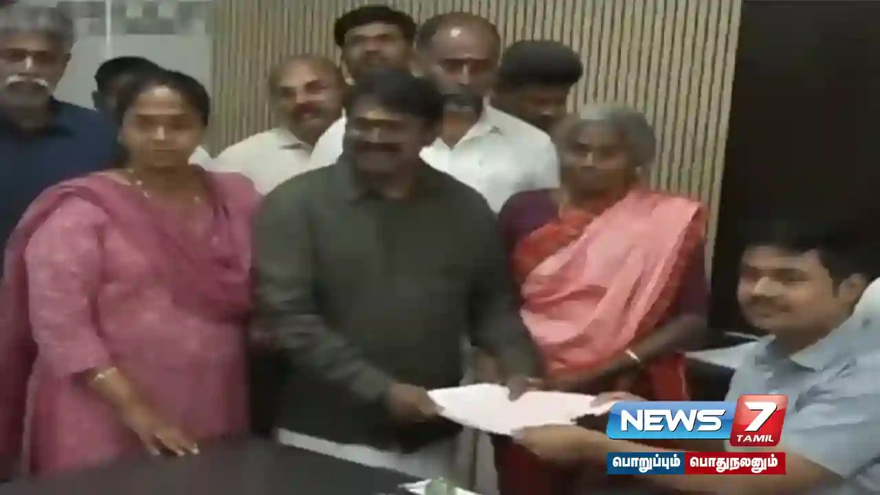 நாதக ஒருங்கிணைப்பாளர் சீமான் வேட்புமனு தாக்கல்….!