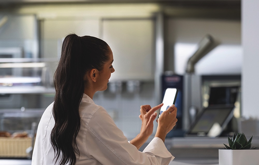 LA GESTIONE DIGITALE DELLA CUCINA DI RATIONAL: 100.000 SISTEMI DI COTTURA CONNESSI