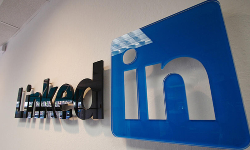 How LinkedIn can help you in getting a job? - LinkedIn for Jobs