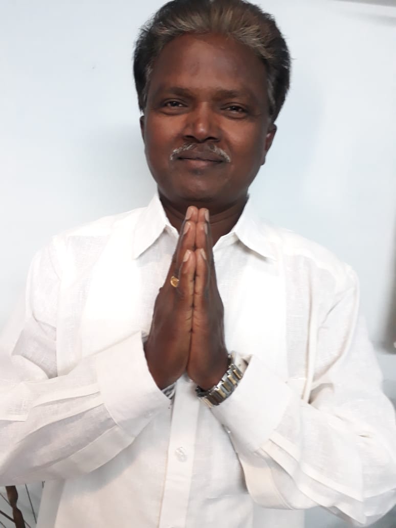 వెలుగోడు సర్పంచ్​గా గెలుపొందిన వేల్పుల జైపాల్​