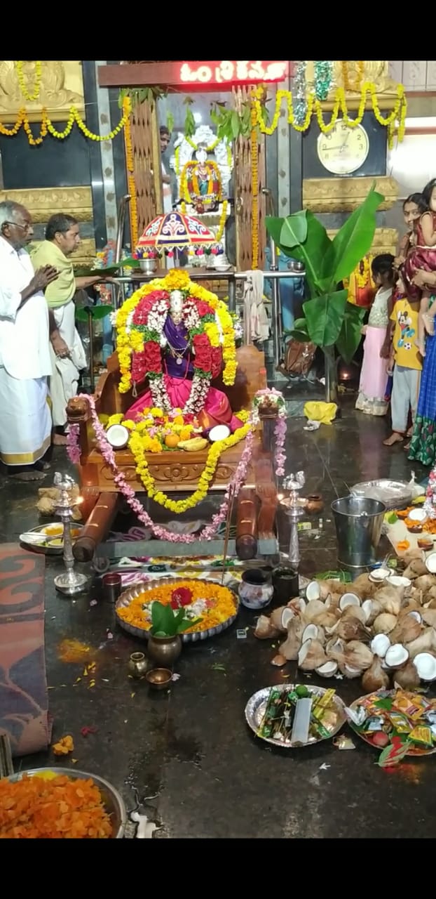 రుద్రవరంలోని అమ్మవారి శాల లో శ్రీ వాసవి కన్యకా పరమేశ్వరి ఆత్మార్పణ కార్యక్రమం