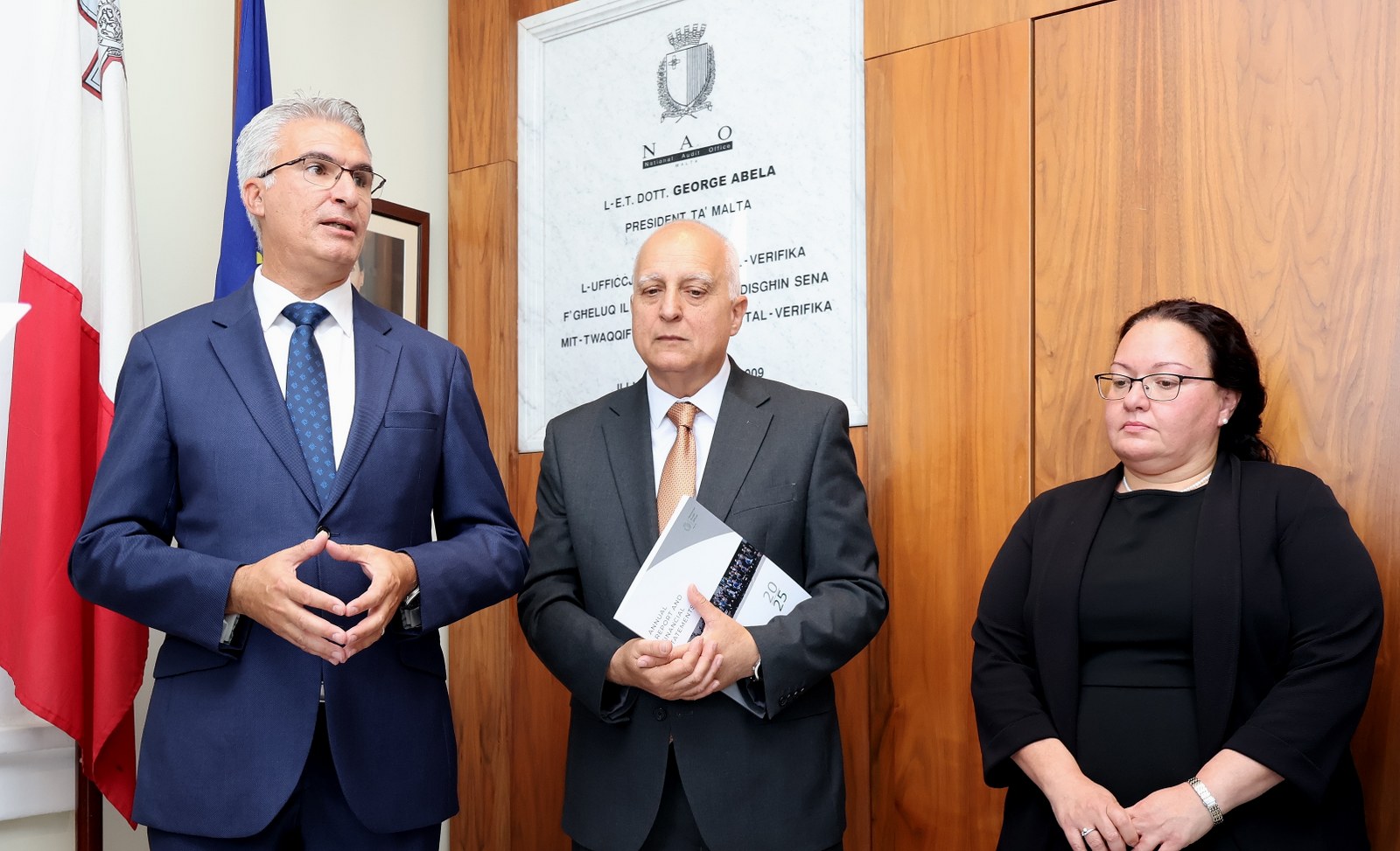 Carmelo Abela Highlights Transparency During Visit to National Audit Office