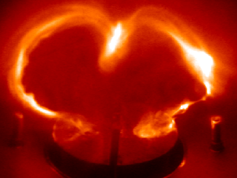 Scientists successfully simulate coronal mass ejections in their laboratory.