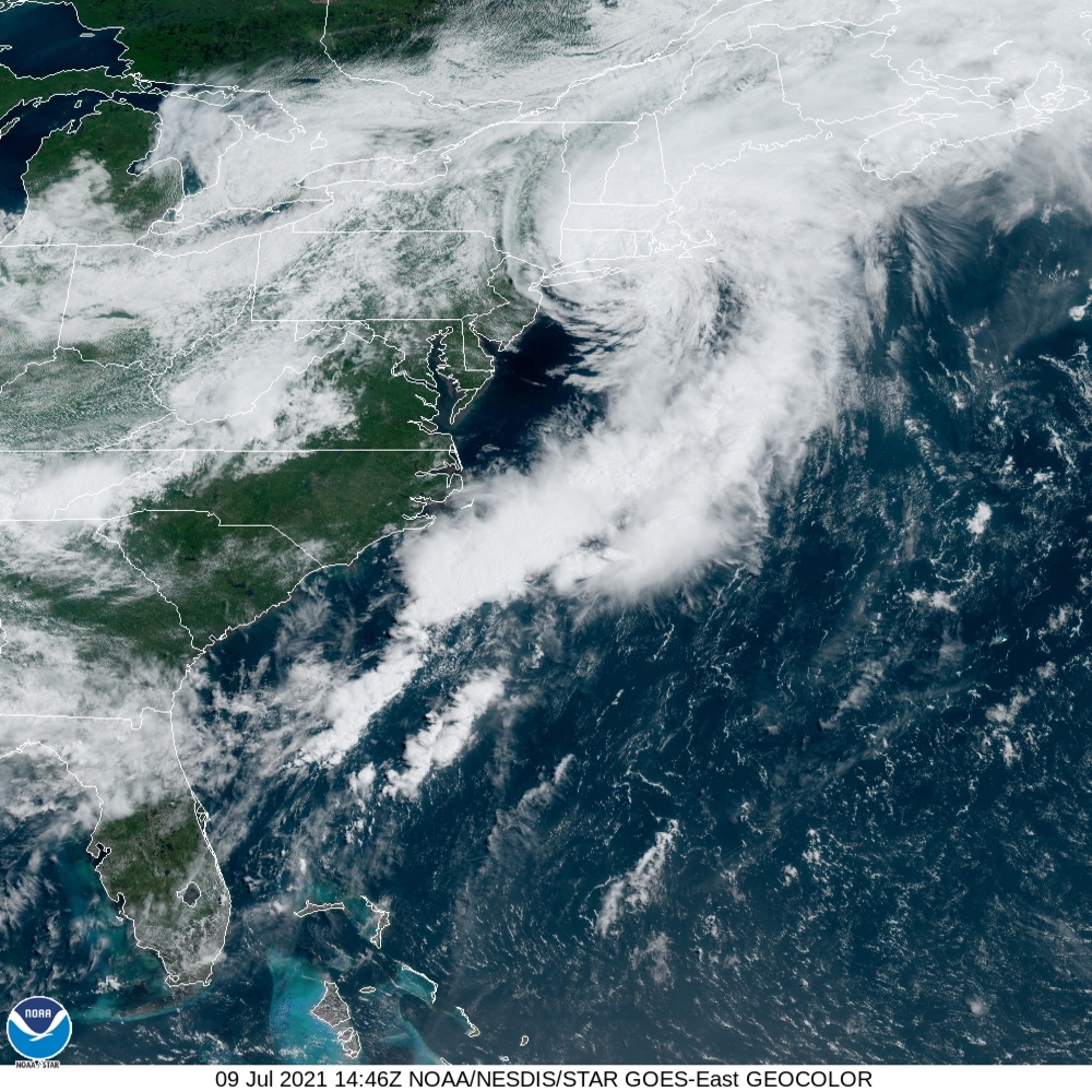 Imagen de satélite en la que se observa a la tormenta "Elsa" sobre el noreste de EE.UU., este viernes 9 de julio de 2021.- (Foto: NOAA/NHC)
