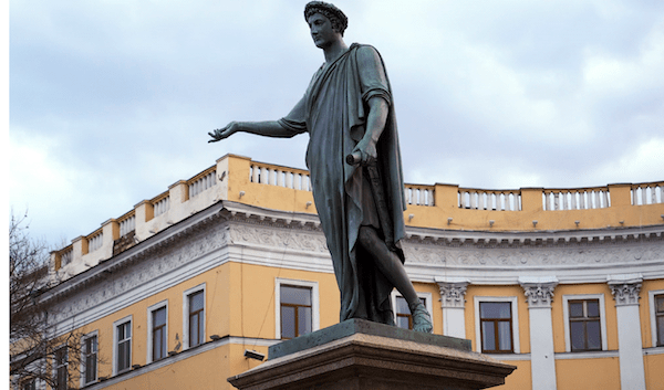 Statue