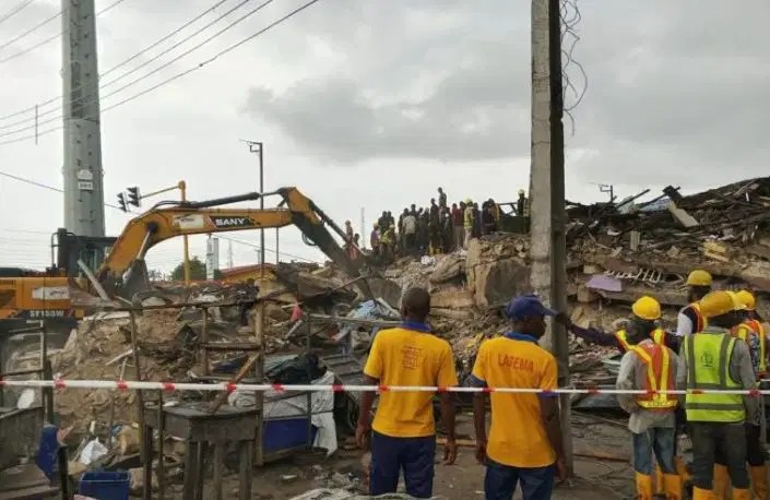 You are currently viewing Lagos building collapse: Death Toll Rises to Nine, 27 Rescued Alive
