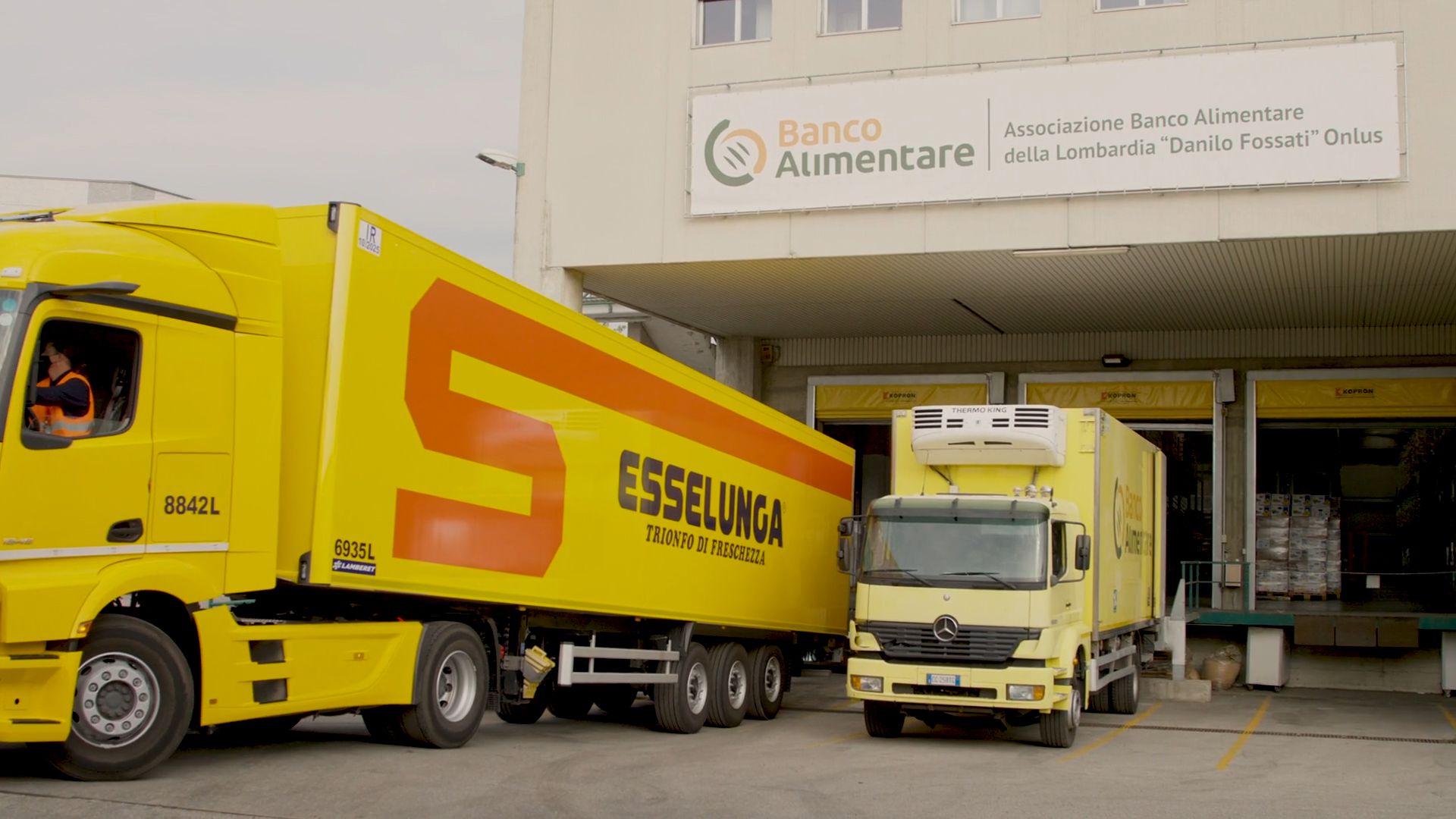 Un Video Racconta Il Lavoro Di Esselunga E Banco Alimentare - News Prima 1080_x_1920_jpg