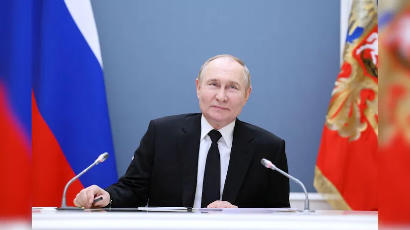 Russian President Putin called in for a surprise ceasefire from May 8-10 in the latest updates for the Russia-Ukraine war.