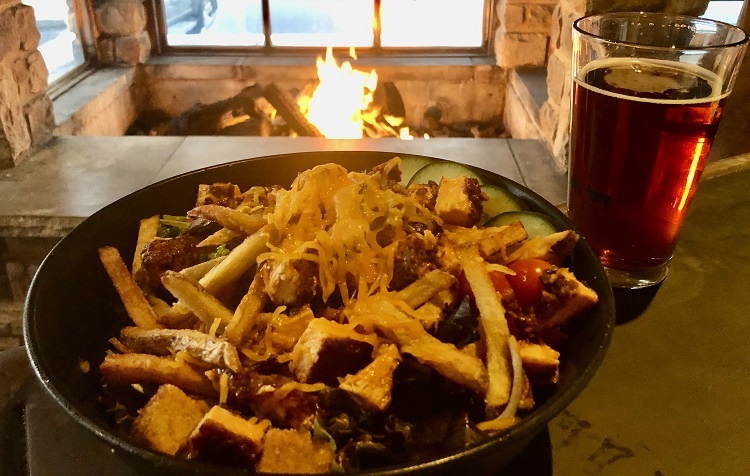7 best Pittsburgh salads because French fries are a Burgh thing