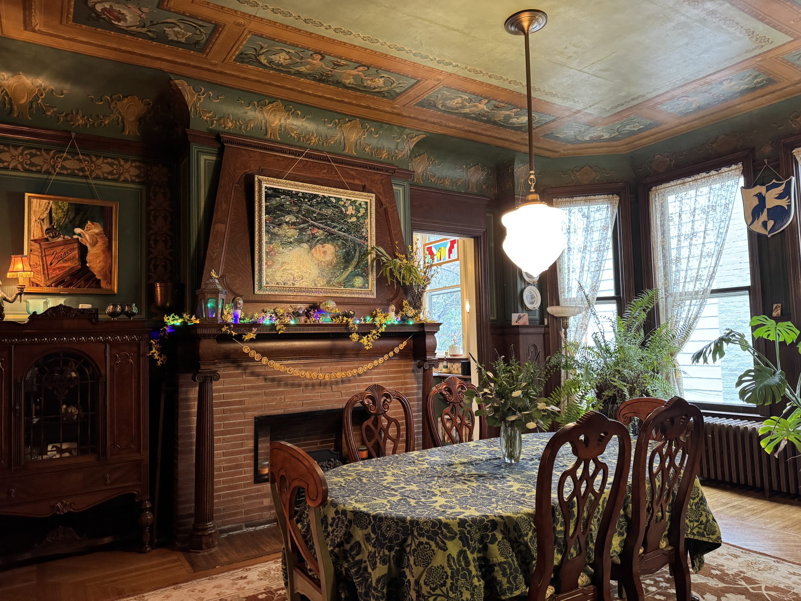 Look inside a historic Highland Park home with an artistic touch