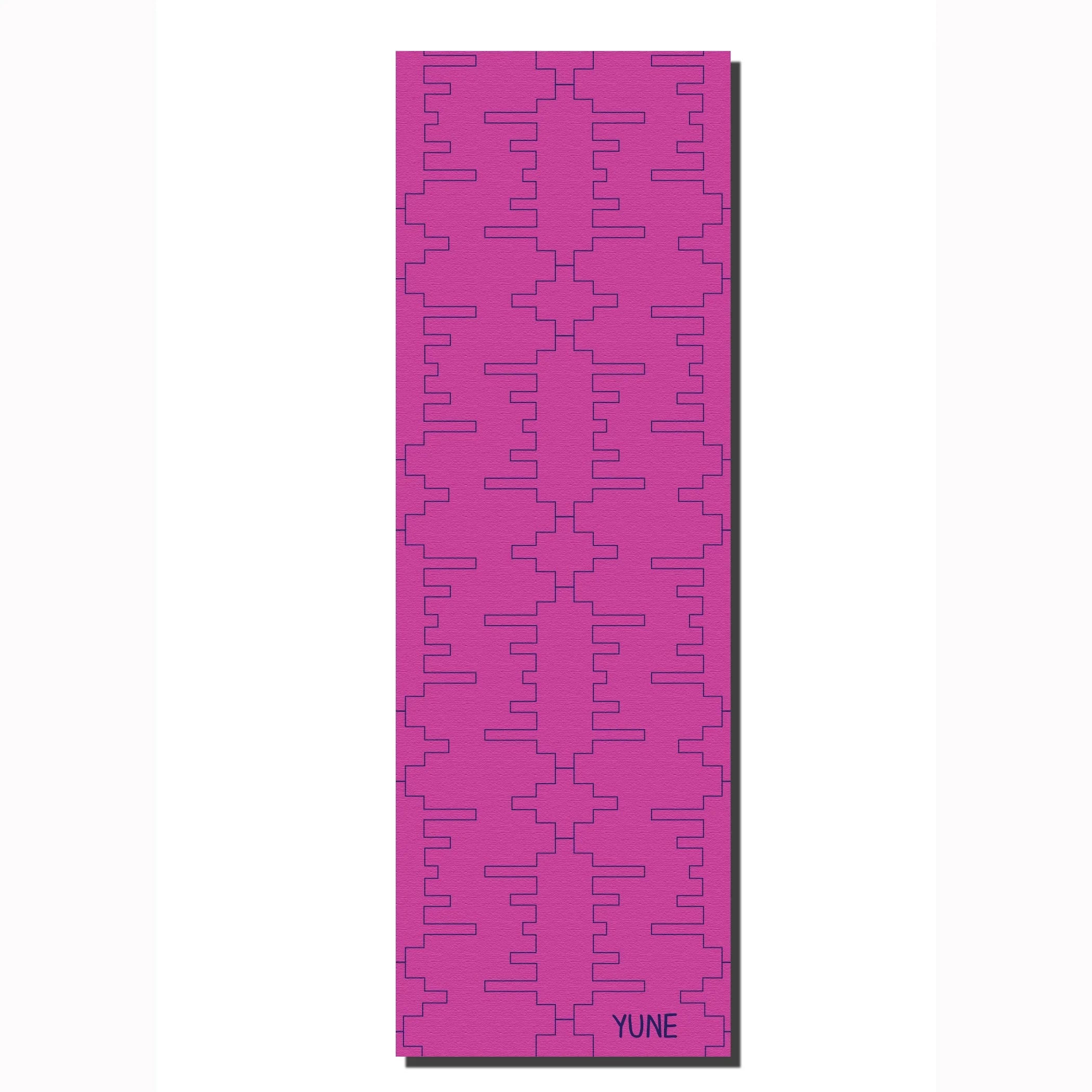 TE52yuneyogamatfrontview