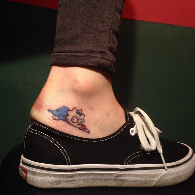 80 Lovely And Inspiring Simpsons Tattoos - Nexttattoos 640_x_640_jpg