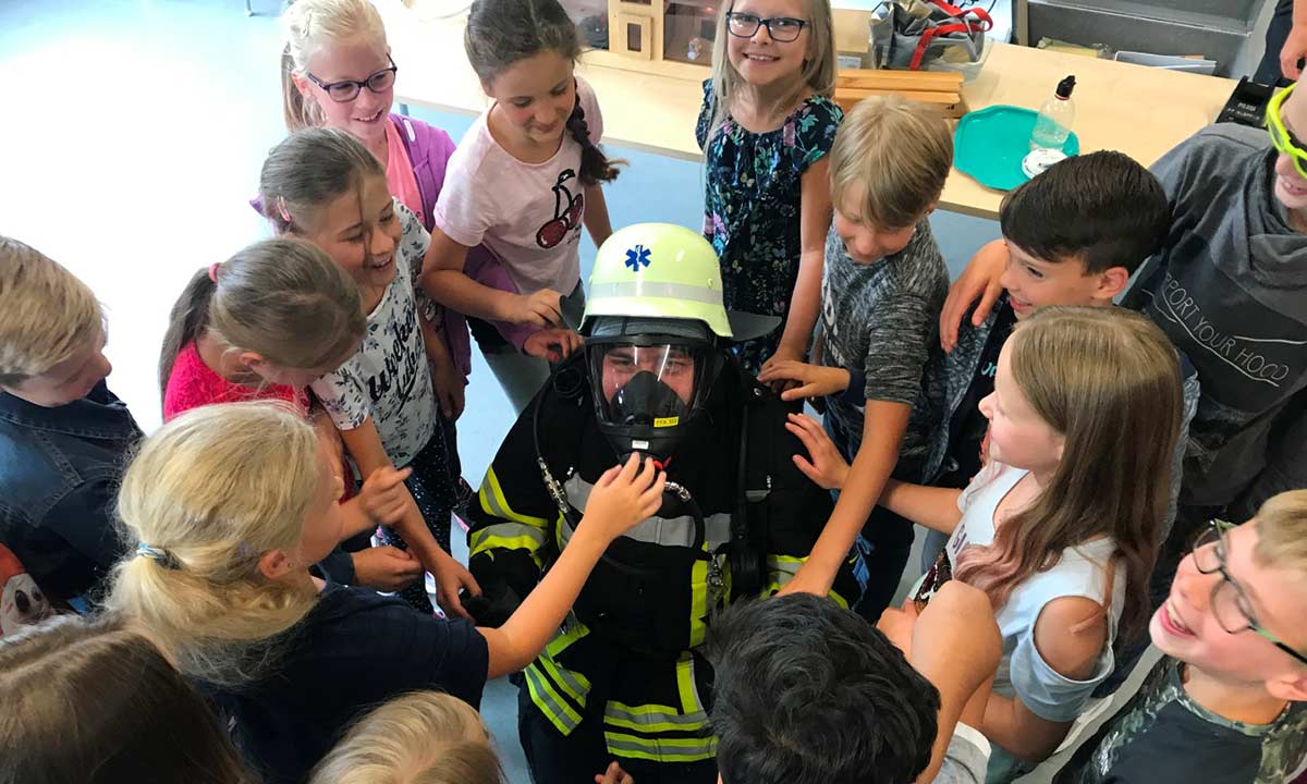 Alsfeld Freiwillige Feuerwehr Statt Schulunterricht Nh24 De