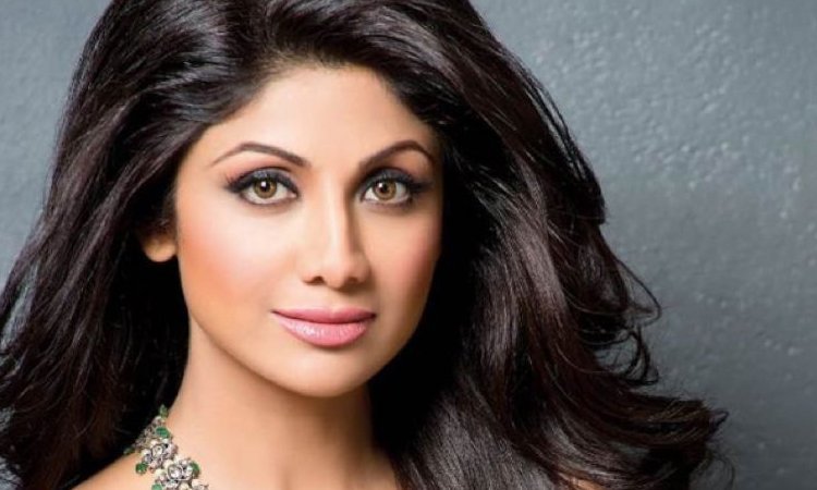 صور ممثلات اجنبيات بالشعر القصير - صور ممثلات هنديات , بوستات لنجمات بوليود - نايس