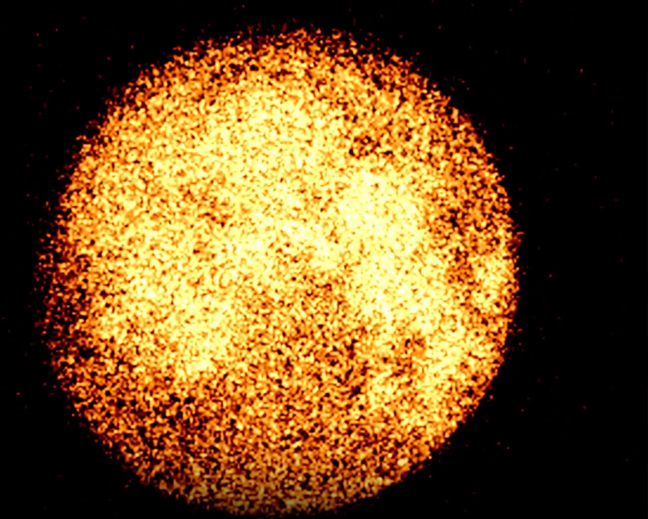 Captured by the Fengxingtian X-ray telescope (FXT) aboard the X-ray satellite Einstein Probe (EP) on Tuesday morning and see how the sunlit portion of the moon dazzles against the almost pitch-black backdrop.