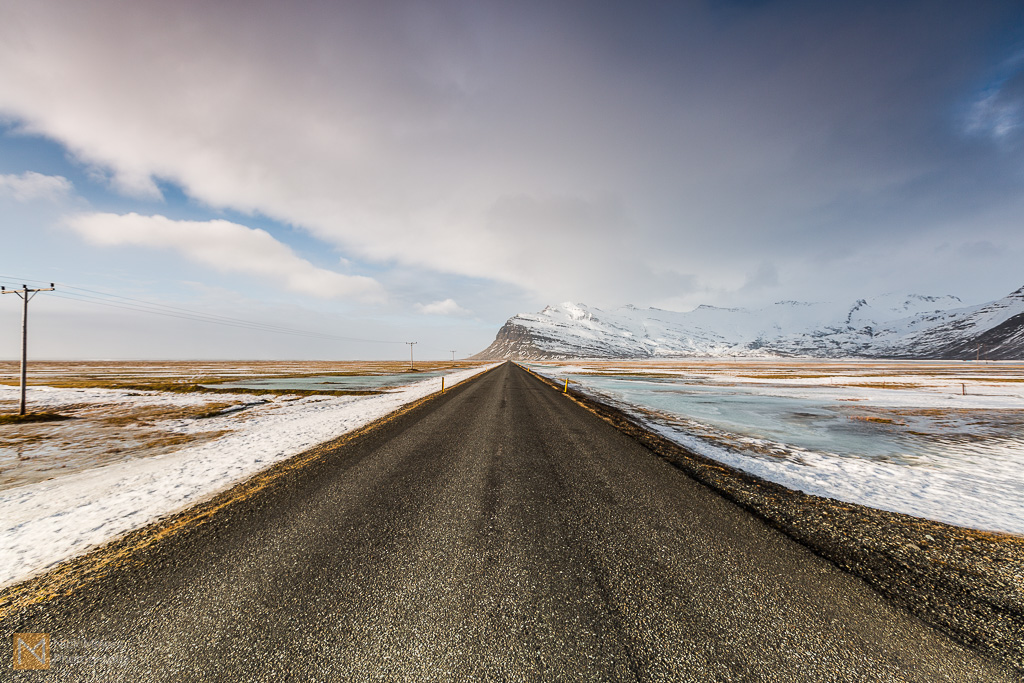The ÃžjÃ³Ã°vegur road, which runs around the whole of Iceland