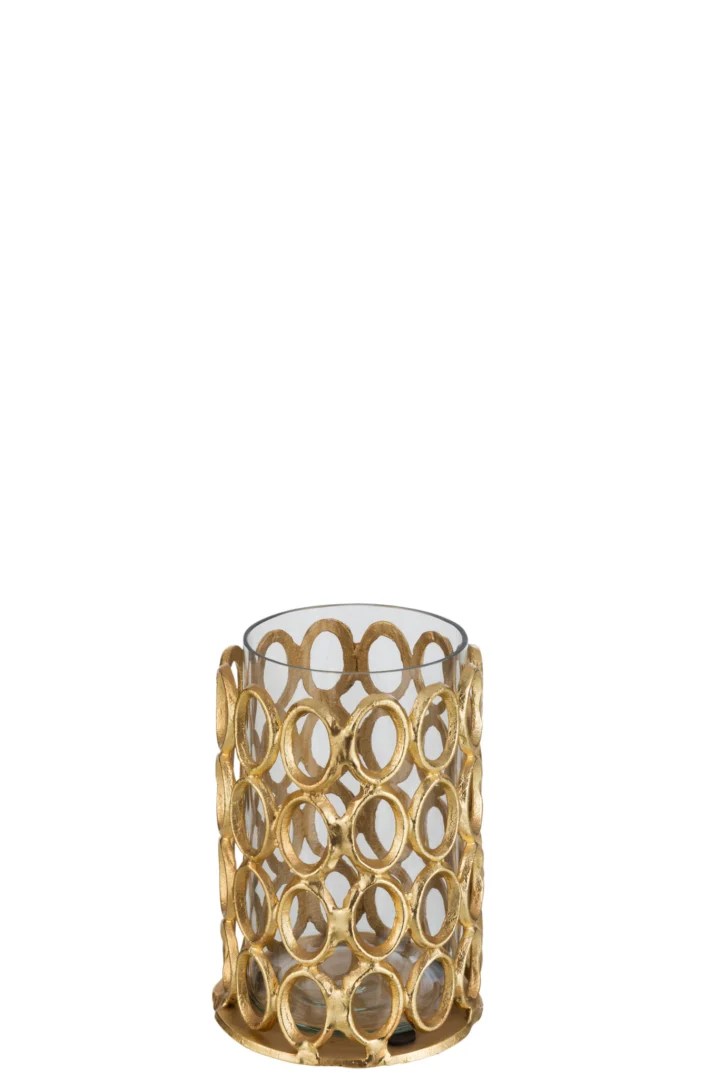 Theelichthouder Ringen Aluminium Goud Medium: een glazen kandelaar met decoratieve ovale ringen van goudkleurig aluminium die in elkaar grijpen, tegen een effen witte achtergrond.