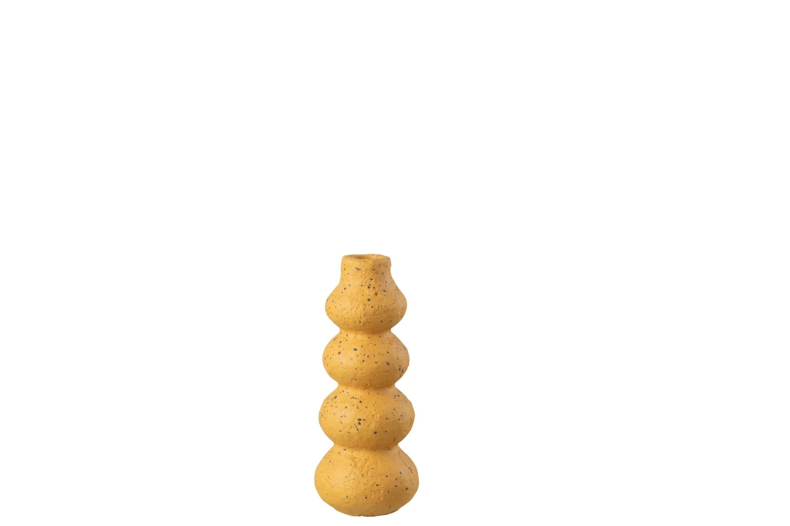 Een kleine, oranje keramische Kaarsenhouder Happy met een gestapeld, vierlobbig ontwerp en gespikkelde textuur, afgebeeld tegen een effen witte achtergrond.