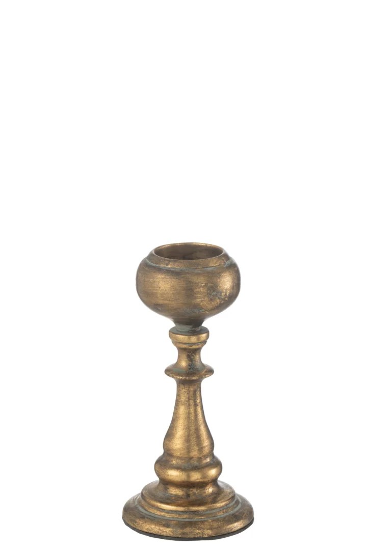 De Kaarsenhouder Rem Metaal Goud is een messingkleurige metalen kandelaar in vintage stijl met een ronde voet en korte steel, tegen een effen witte achtergrond.