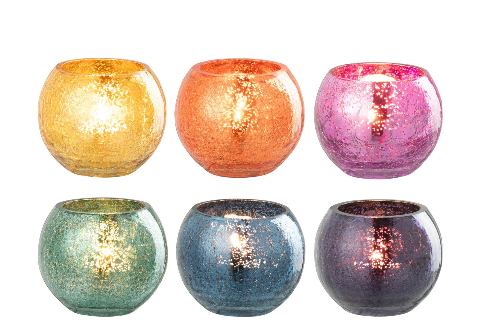 De Theelichthouder Bal Craquelure Glas Mix Set 6 heeft zes ronde, gestructureerde glazen kandelaars in geel, oranje, roze, groen, blauw en grijs, gerangschikt in twee rijen met brandende kaarsen erin op een witte achtergrond.