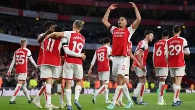 Premier League: Arsenal Beat Burnley 3-1 To Tie City At The Top