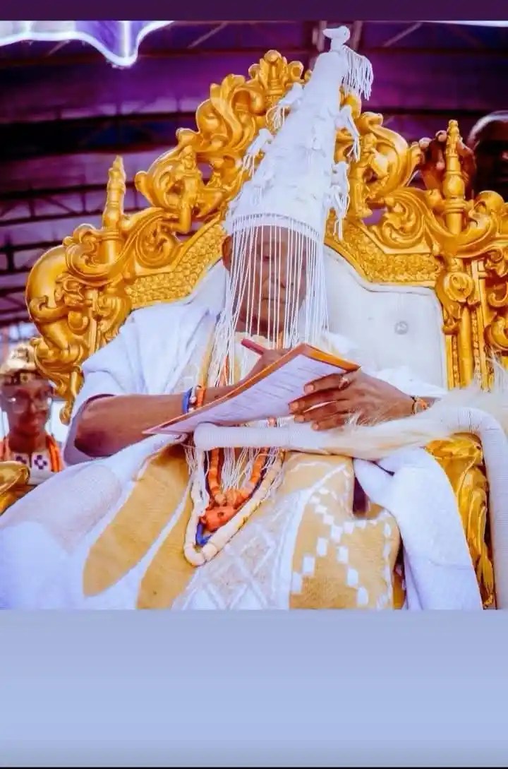 Oba Ladoja crowned as the 44th Olubadan of Ibadanland during historic coronation ceremony.