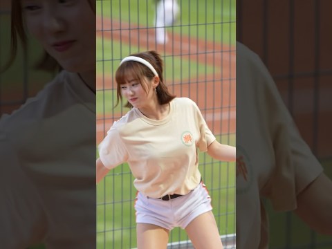 激しく揺れる登峰造極 #斐棋 Faye 統一獅啦啦隊 #unigirls #台湾チア#cheerleader #치어리더 2024/6/10 【台湾チアTV】