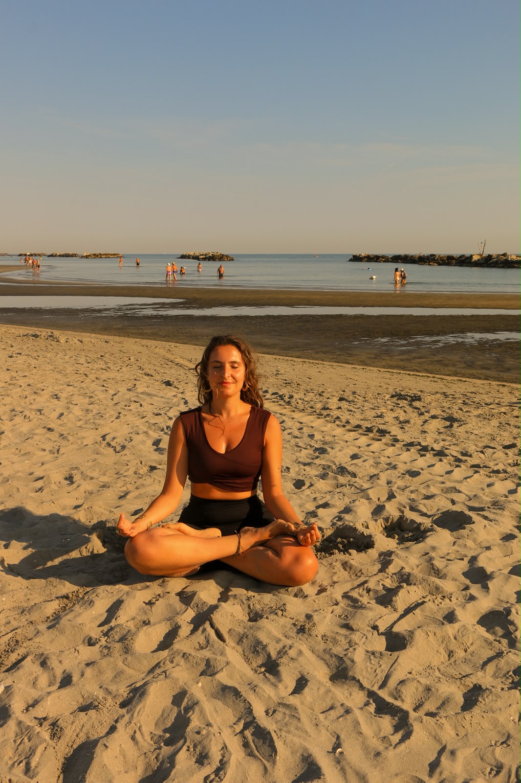 Giada, certified yoga teacher behind Giart