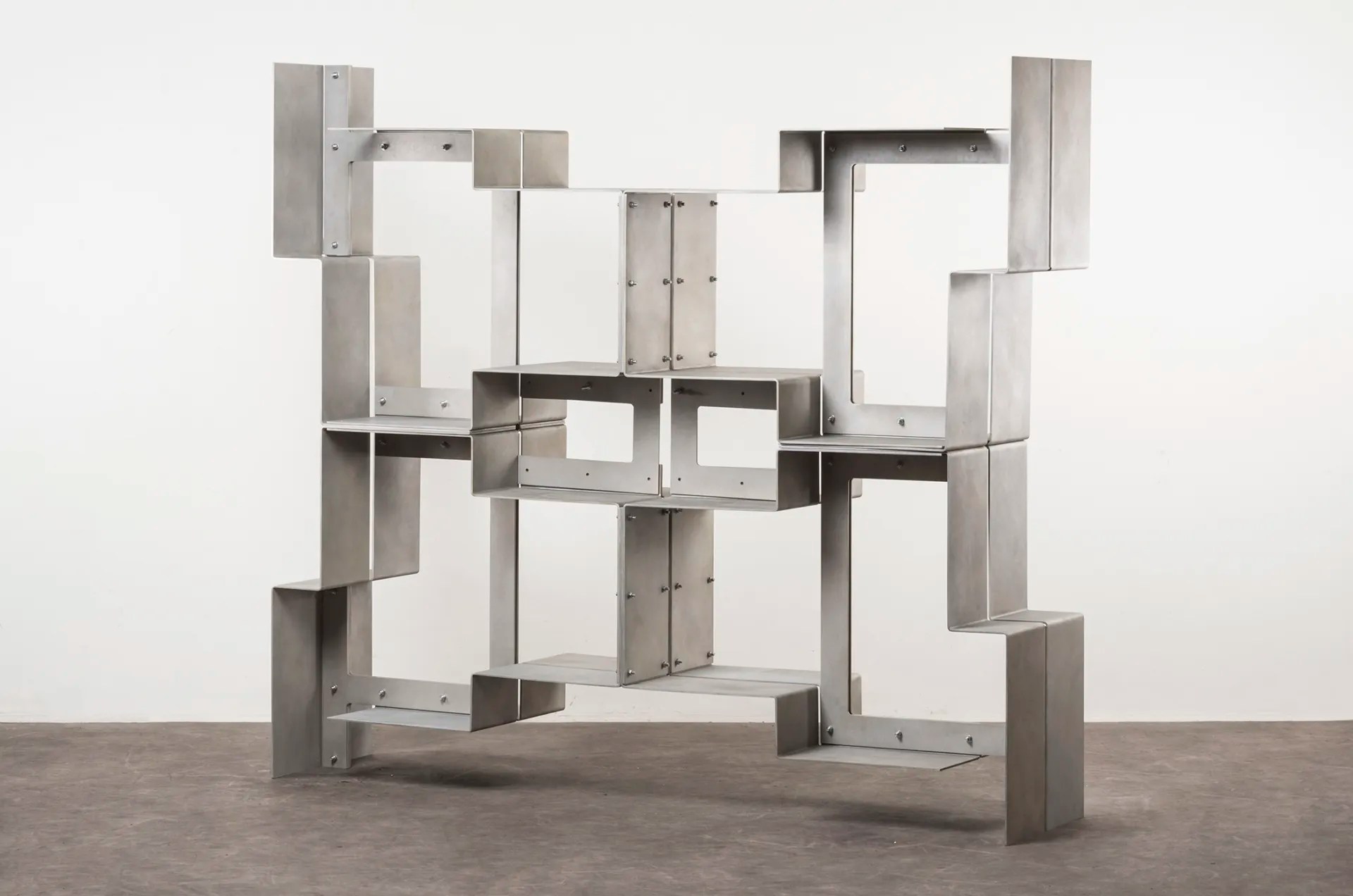 Shelf XXXX - Nilufar