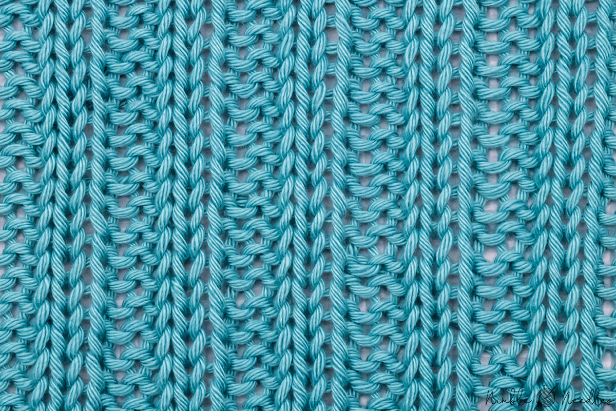 This beginner knitting tutorial will show you how to create your first ribbed scarf. How To Knit The 2x2 Rib Stitch Detailed Tutorial For Beginners Video