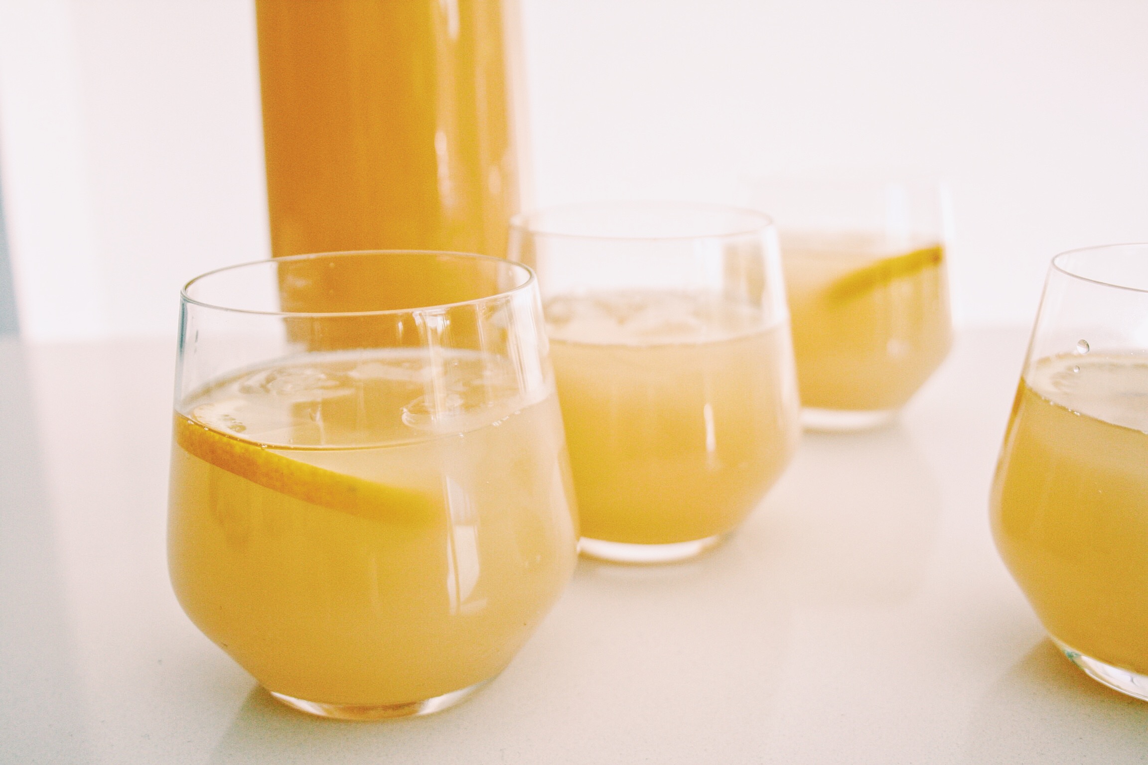 Gemberbier met ijs & citroen