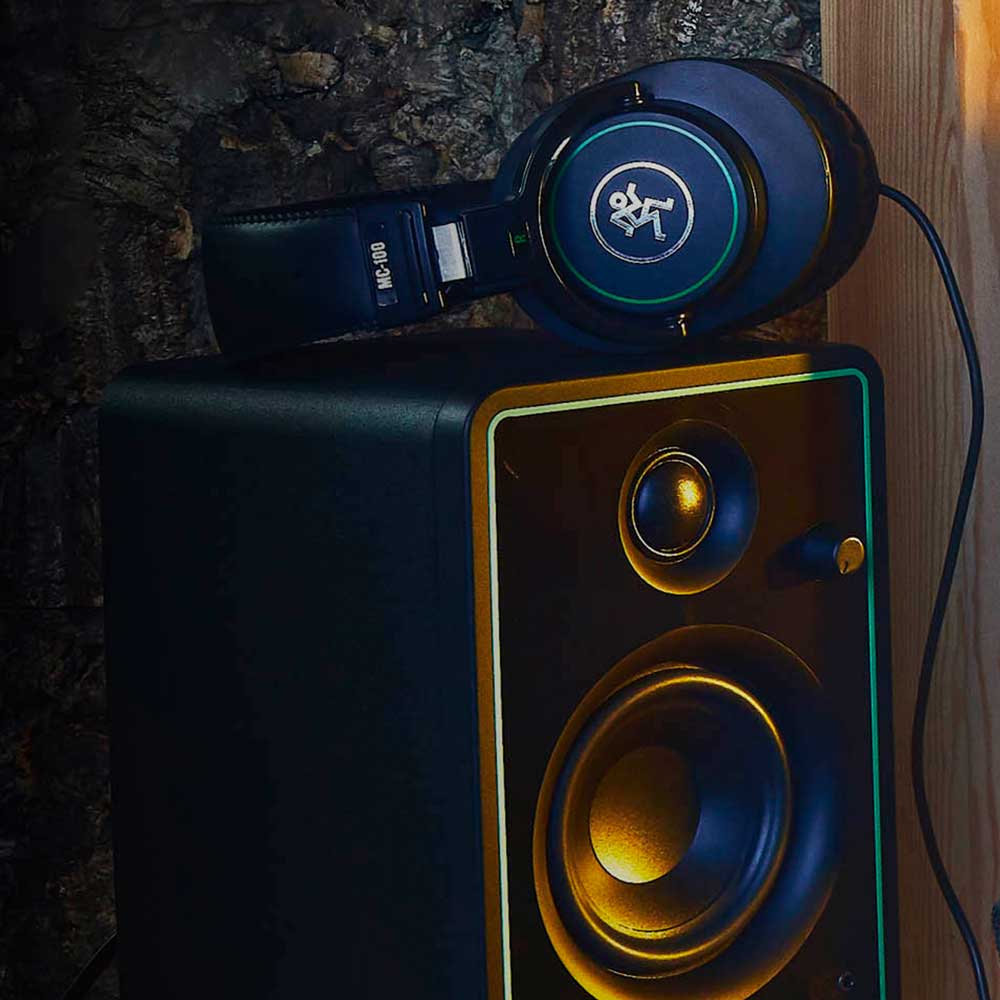 Mackie MC-100 (AUD19)