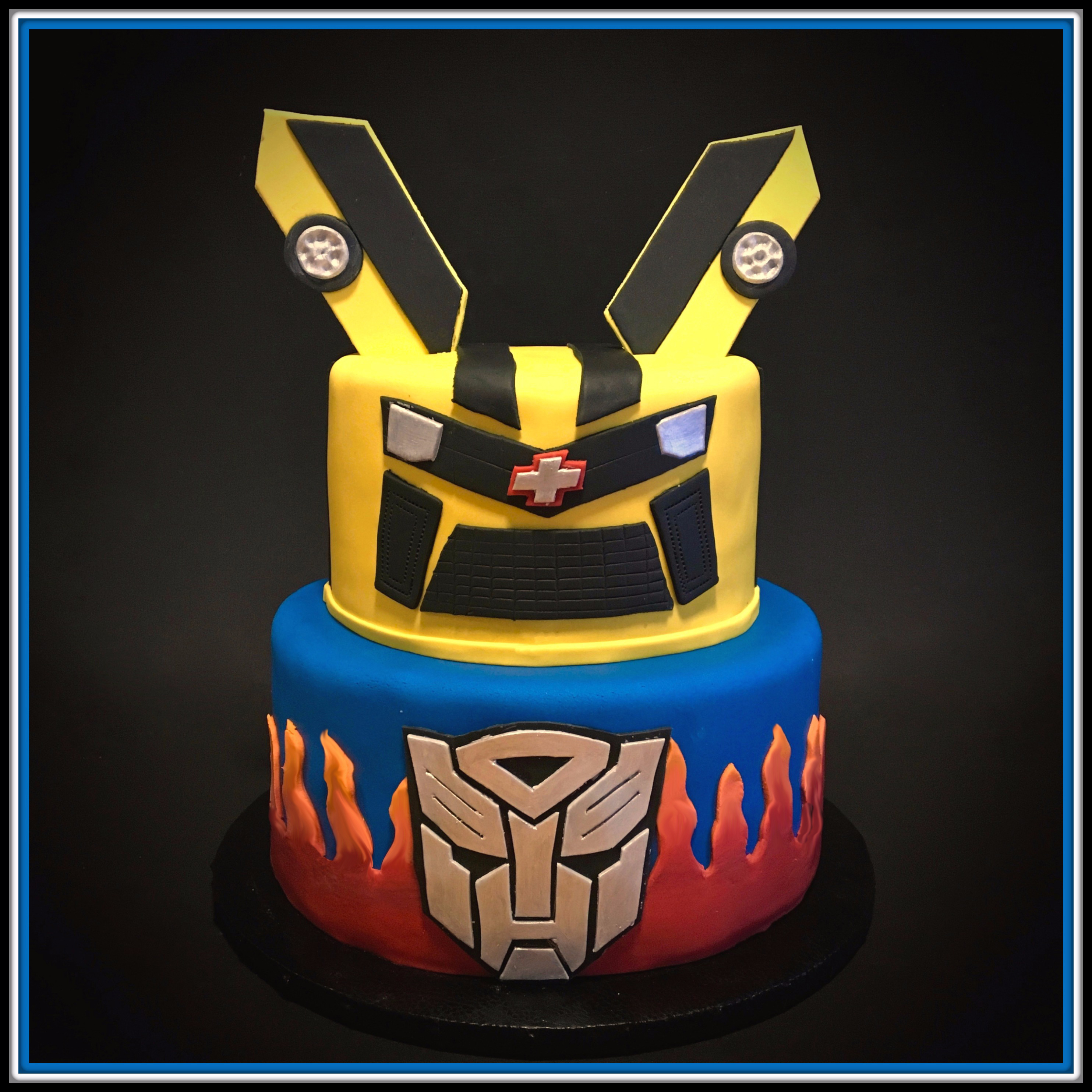 nirvanacakes.com ~ Transformers Cake