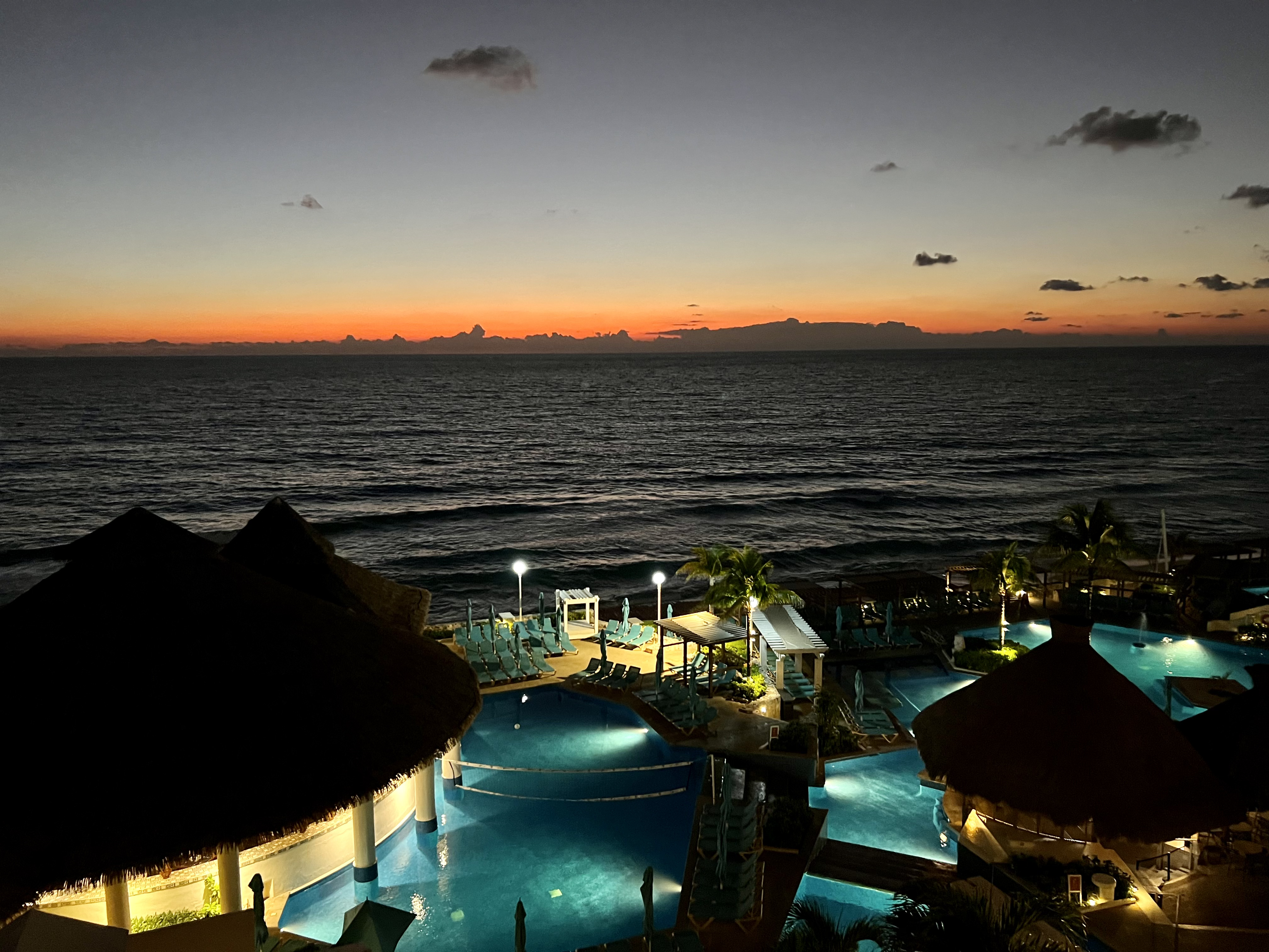 Royal Solaris Hotel