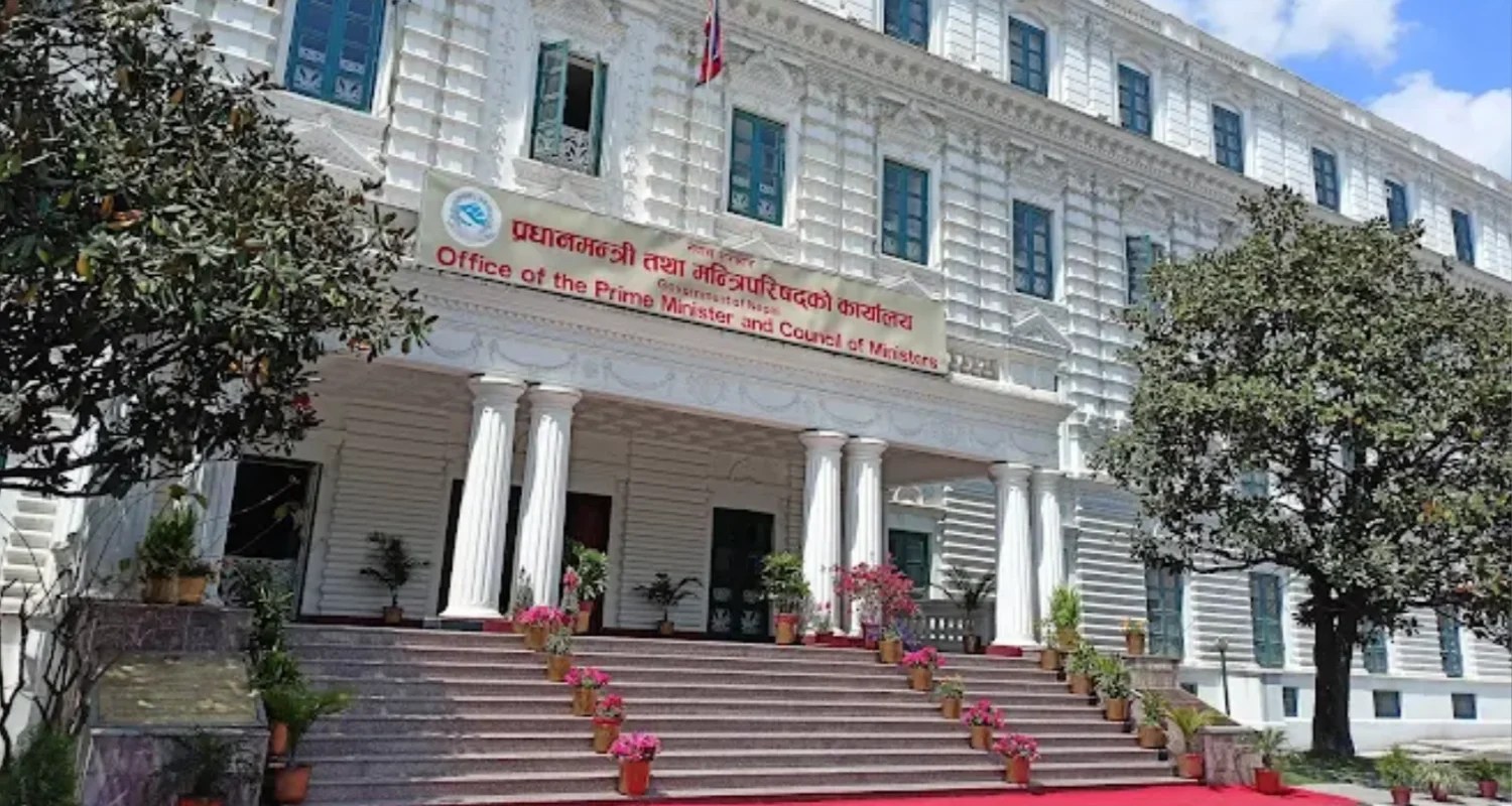 प्रचण्डभन्दा केपी ओली किफायती रहेको प्र म कार्यालयको रिपोर्ट