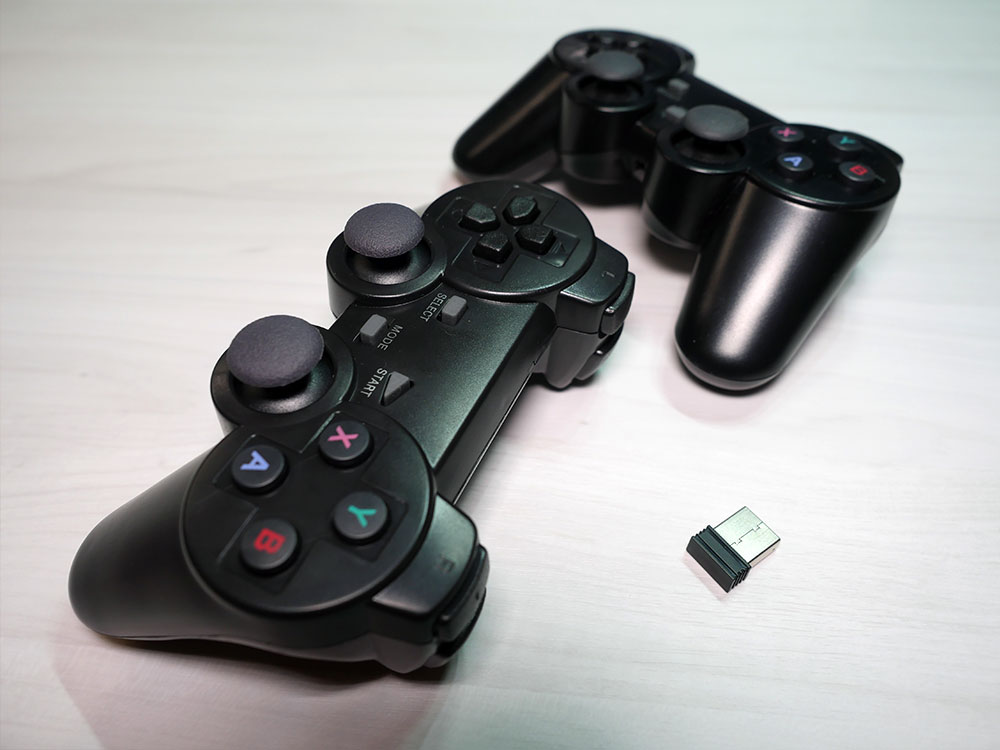 Super Console X PRO レビュー！性能良い、なかなか楽しい、トラブった