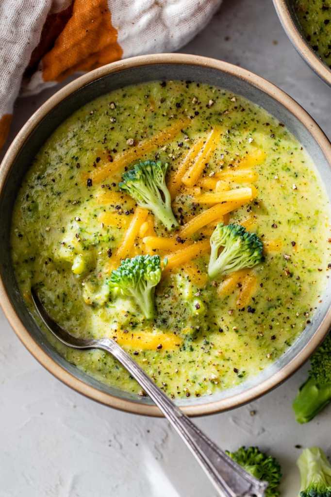 Healthy Broccoli Cheese Soup