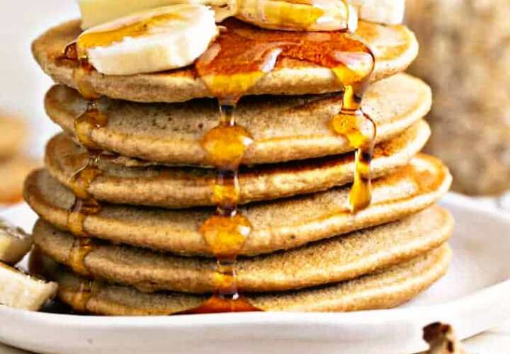 How to make Blender Oatmeal Pancakes