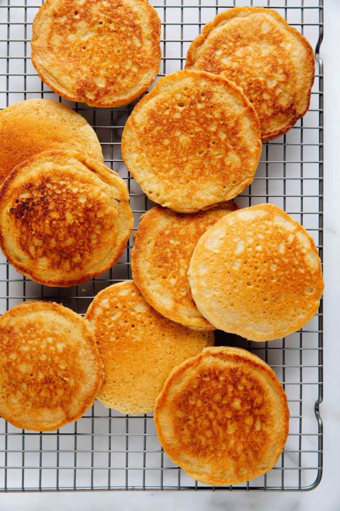 How to make Blender Oatmeal Pancakes