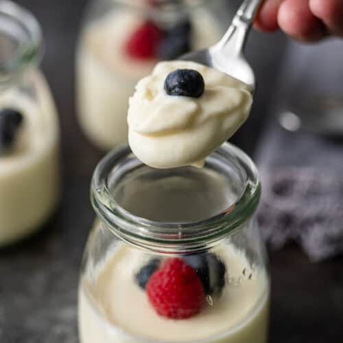 Easy Lemon Posset with lemon