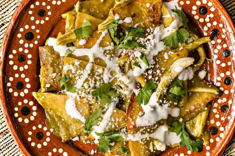 How to make Chilaquiles Verdes in the Easy way