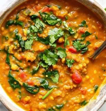 Healthy Lentil Curry with Tomatoes