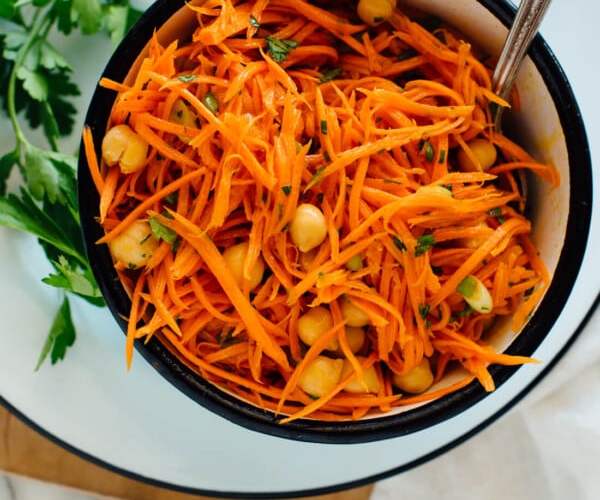 Healthy Peanut Soba Noodle Bowl